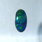 画像1: ブラックオパール オーバルカボ 3.5x6.3mm (1)